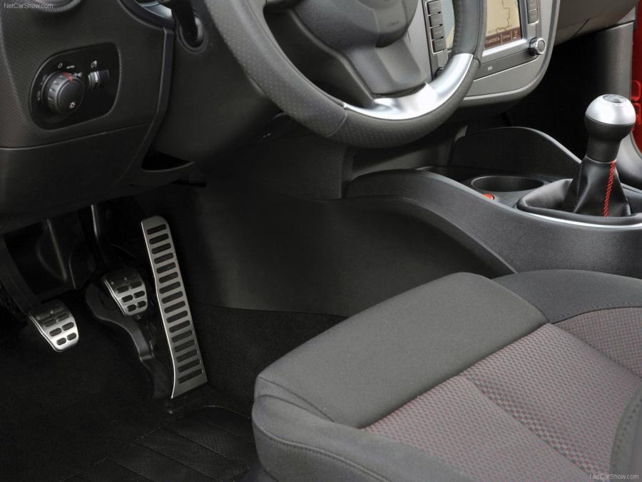  Seat Leon Linea R 2008 года  (фото 4 из 69)